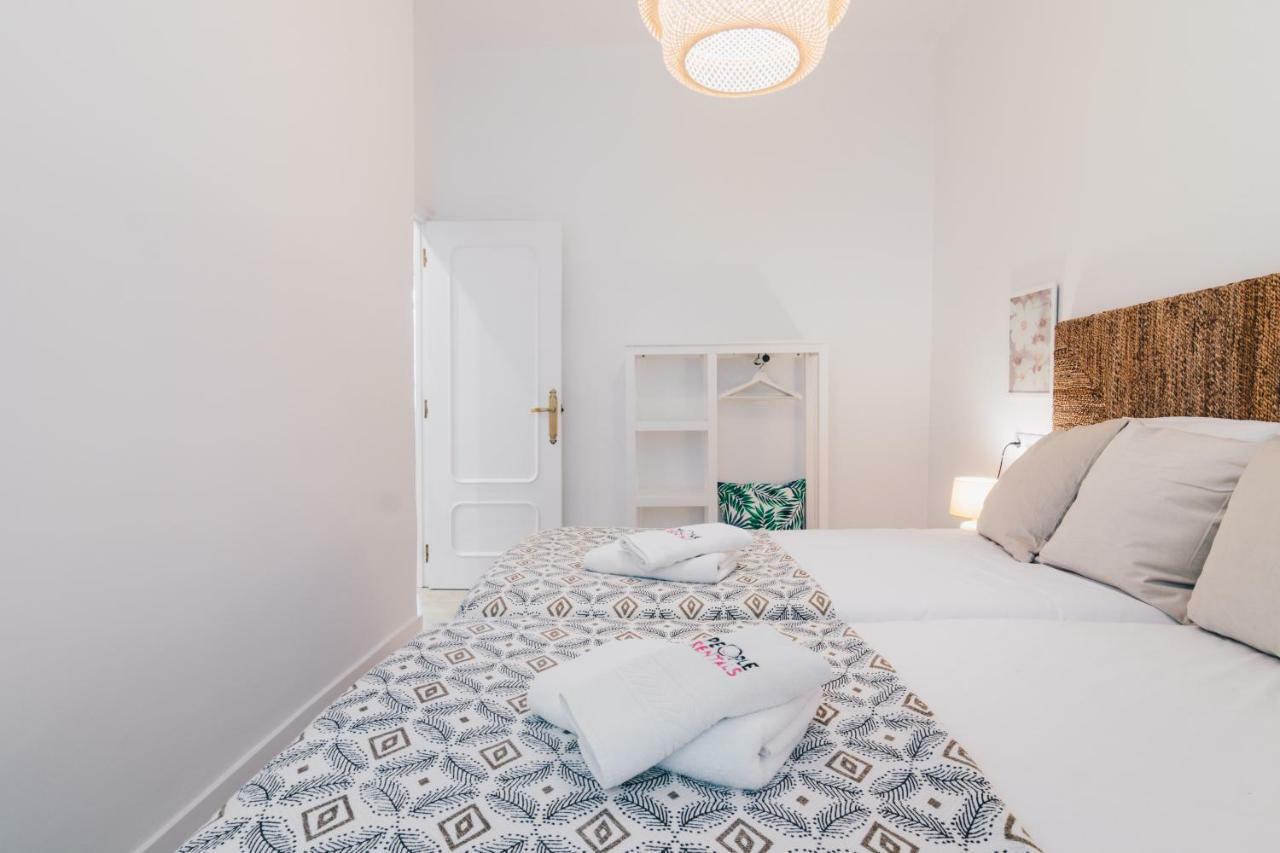 Altair Apartment By People Rentals ビルバオ エクステリア 写真